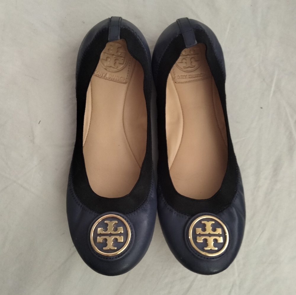 Tory Burch Flats Navy Blue Gold Accents Size 6.5